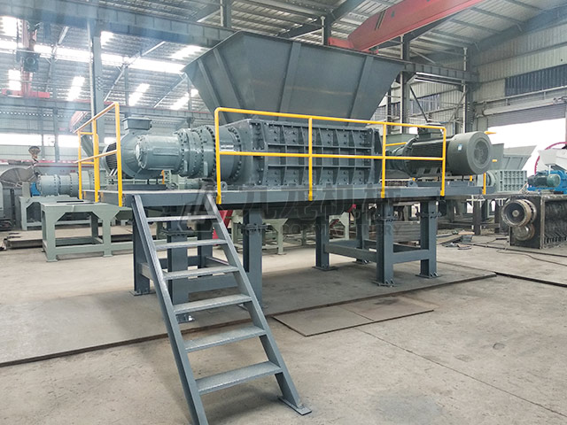 塑料撕碎機(jī) 塑料撕碎機(jī)